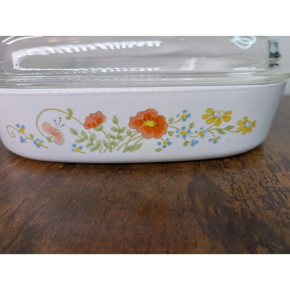 Vintage Corning Ware Wildflower 10x10x2 Casserole A-10-B with Pyrex Lid A-12-C